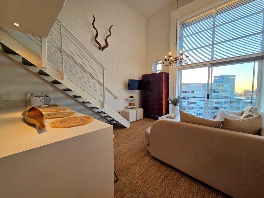 To Let 1 Bedroom Property for Rent in Green Point Western Cape